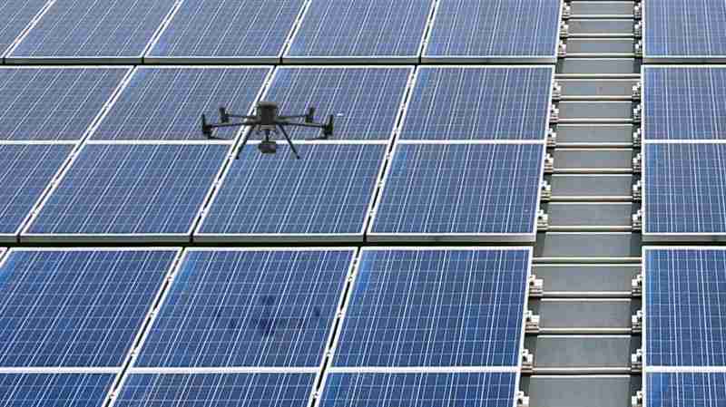 2468BET以无人机搭配IR Sensor热显像技术进行全方面模块健检，，，，有效降低人力成本并提升发电量